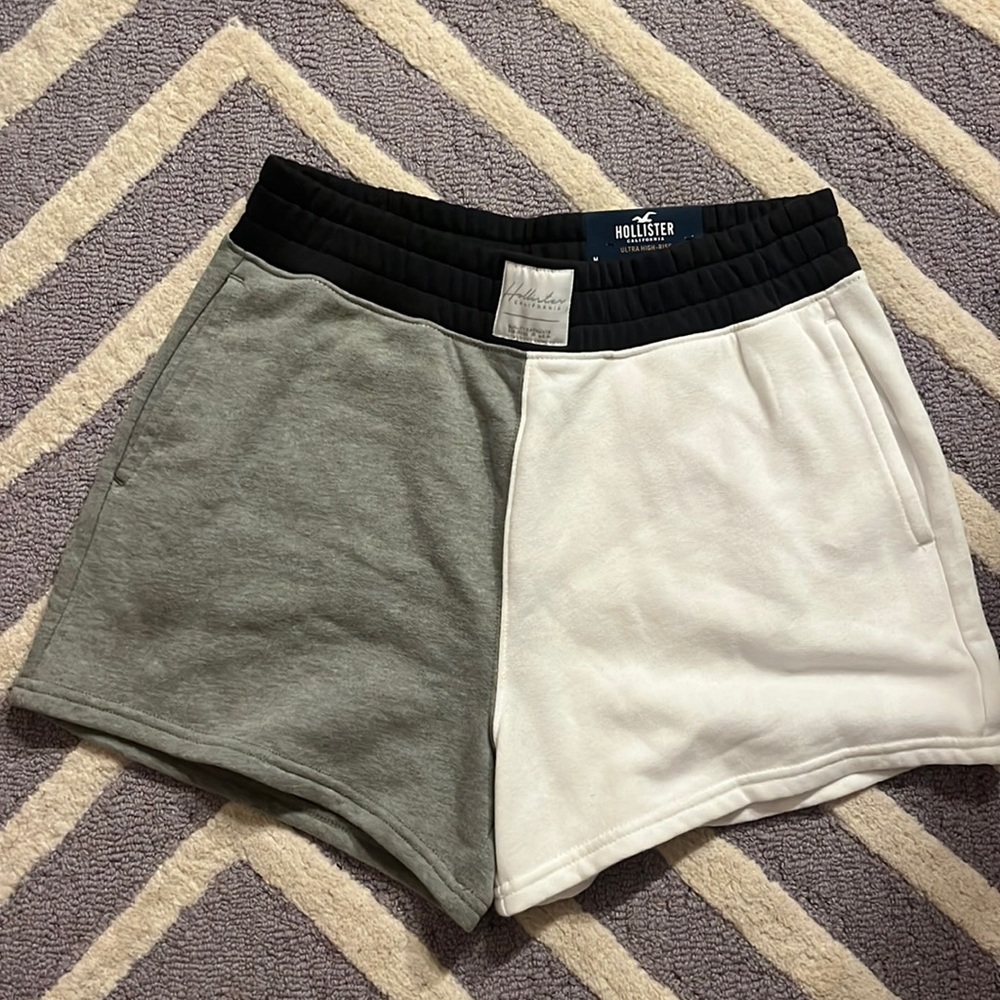 Hollister Shorts, NWT